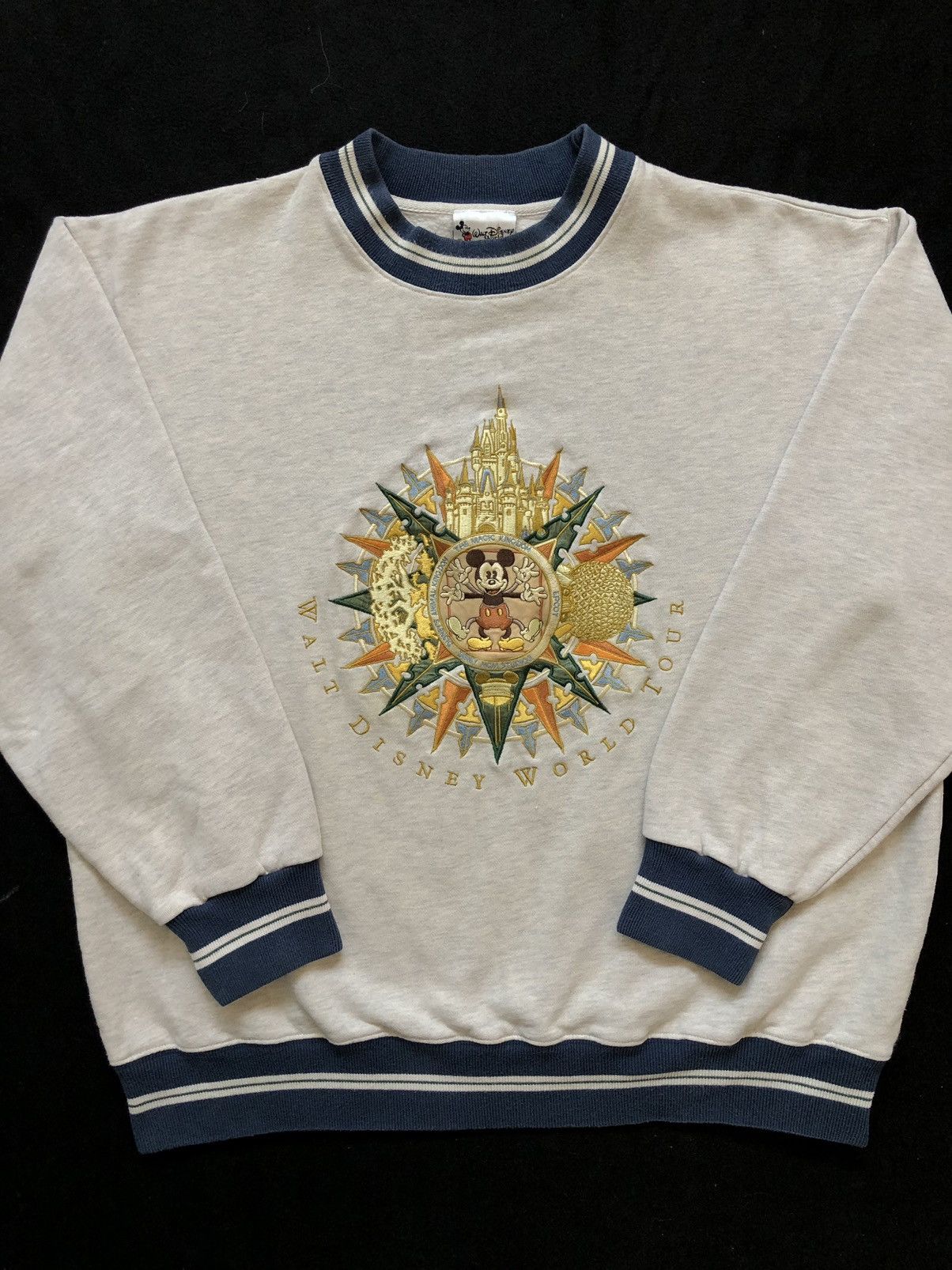 Crewneck Disney Walt Disney World Tour rare vintage 90s
