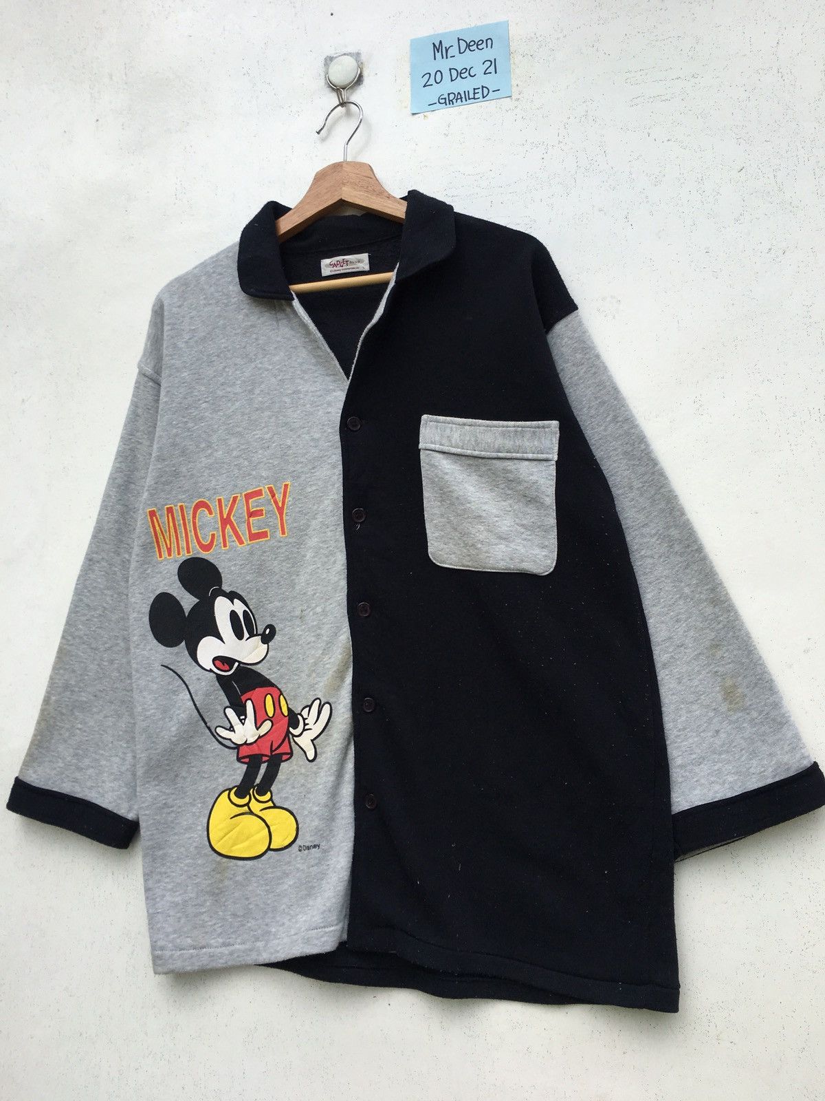Mickey Mouse Vintage 90s Rare Mickey Mouse Buttons Sweater Size US L / EU 52-54 / 3 - 3 Thumbnail