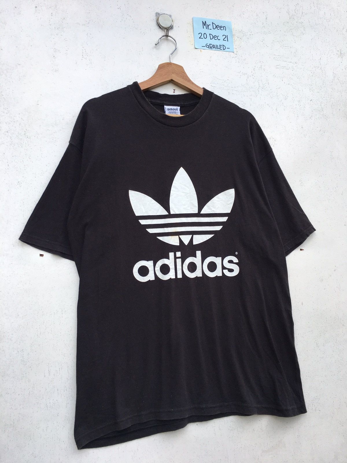 Adidas Rare Vintage Adidas Big Logo Tshirt Size US M / EU 48-50 / 2 - 11 Thumbnail