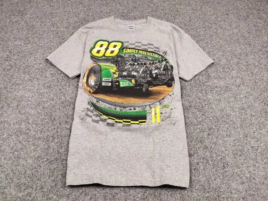 NASCAR Vintage Nascar Tractor Pulling simply irresistible T shirt Size US L / EU 52-54 / 3 - 2 Thumbnail