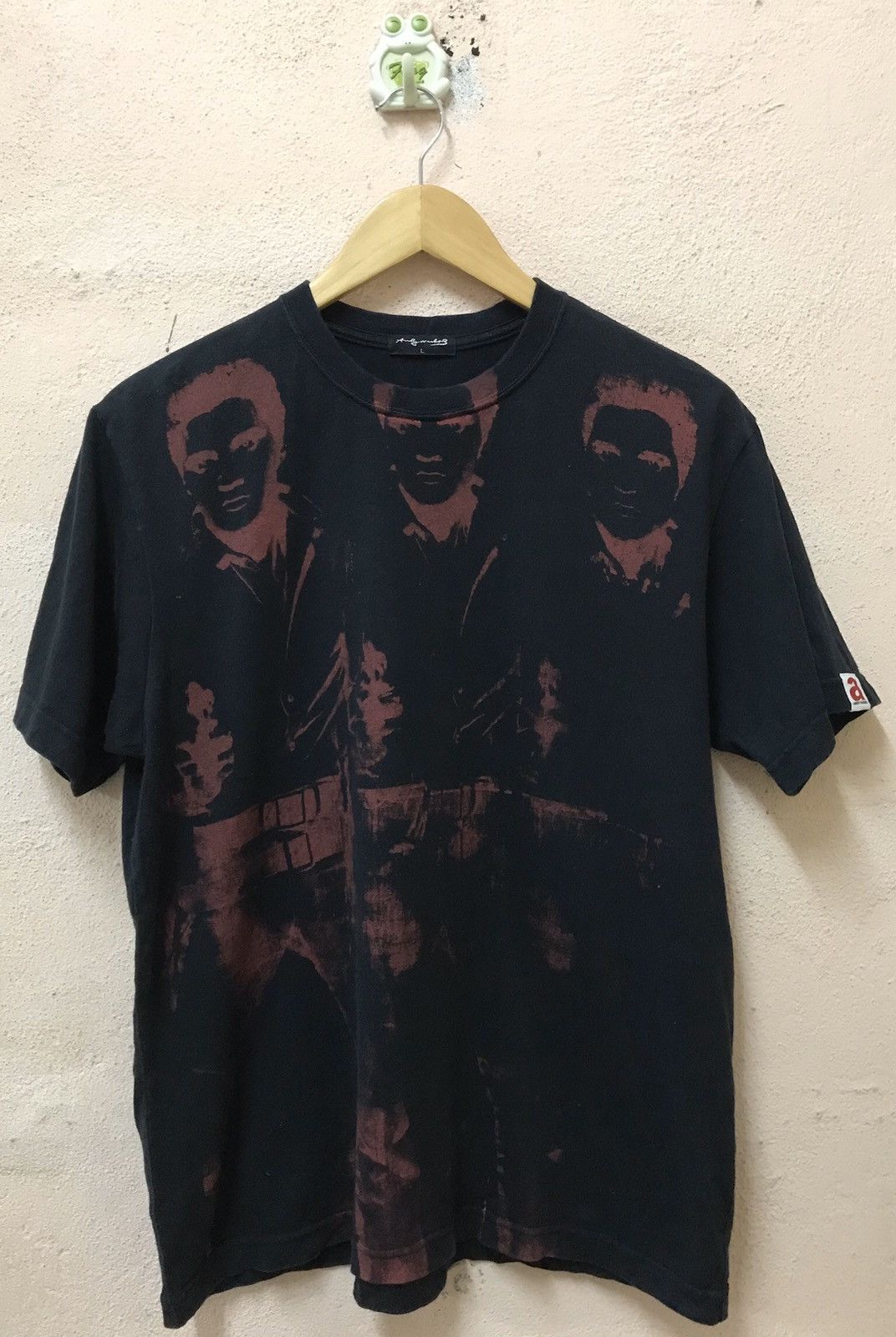 Andy Warhol × Band Tees Vintage Andy Warhol Elvis Presley Art Uniqlo Tshirt Size US L / EU 52-54 / 3 - 1 Thumbnail