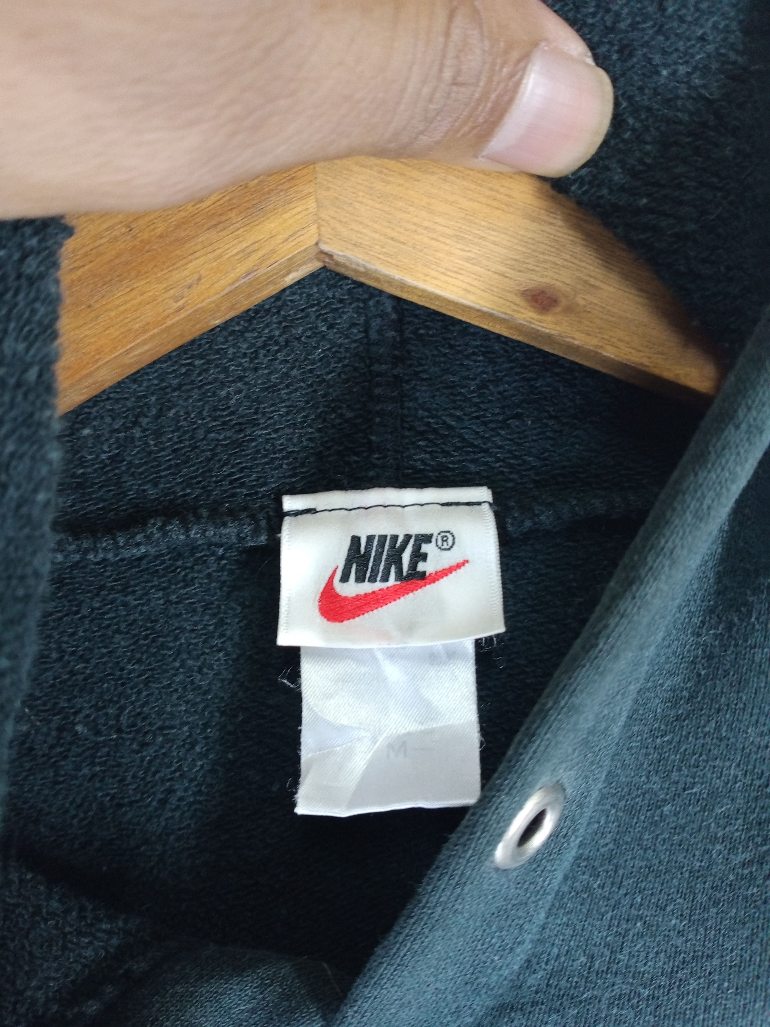 Nike Vintage 90s Nike Hoodie Sweatshirt Size US M / EU 48-50 / 2 - 5 Thumbnail