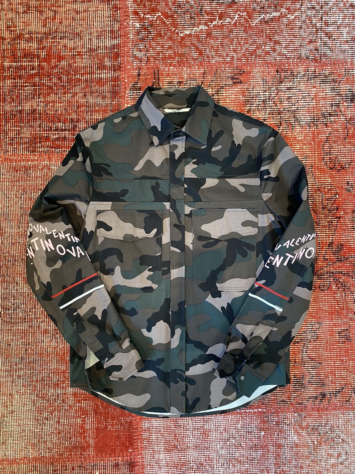 Valentino Valentino Shirt Jacket Camo print size S Size US S / EU 44-46 / 1 - 1 Thumbnail