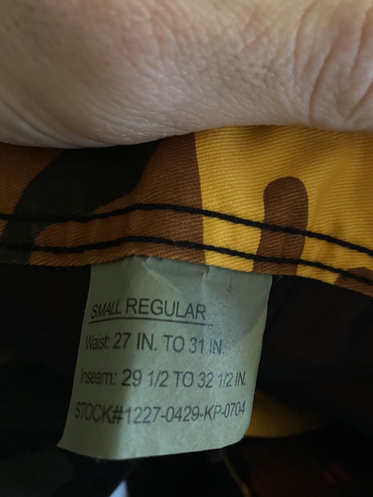 Other Camo Orange cargo pants Size US 27 - 8 Thumbnail