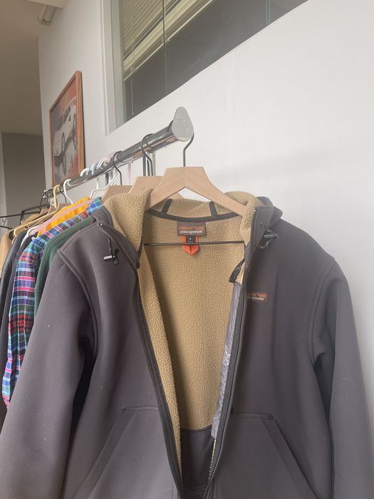 Patagonia burly outlet man hooded jacket