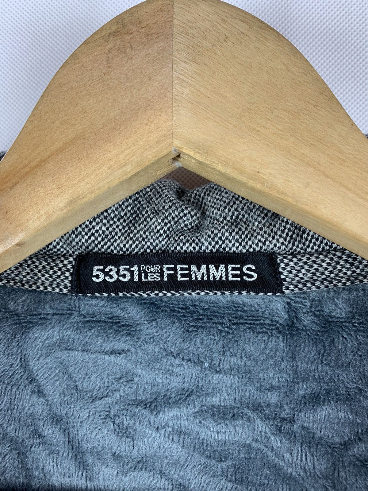 5351 POUR LES HOMMES Rare!!! 5351 Pour Les Femmes Hoodie Sweater Size US S / EU 44-46 / 1 - 7 Thumbnail