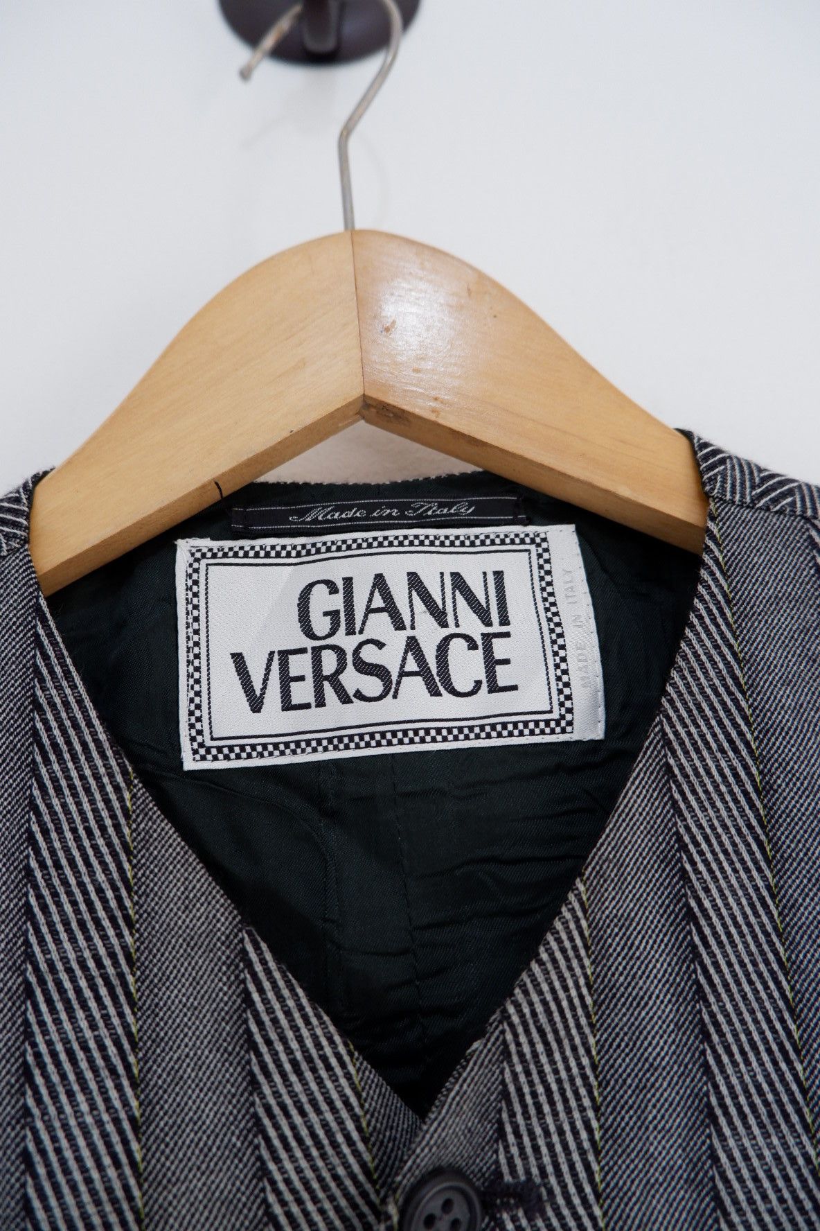 Versace Vintage Gianni Versace Wool Vest Size US S / EU 44-46 / 1 - 4 Thumbnail