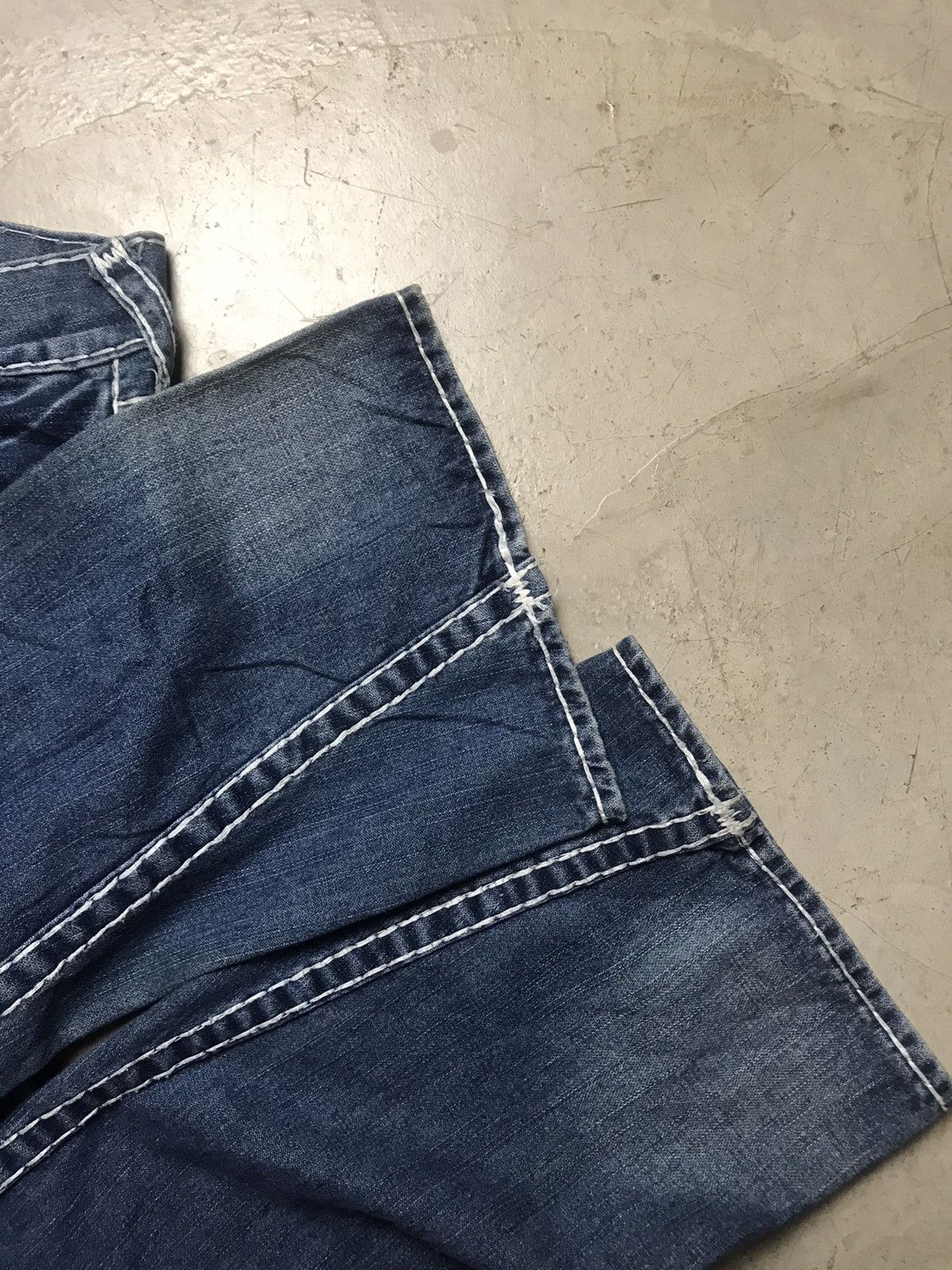 True Religion × Vintage TRUE RELIGION Jeans Size US 32 / EU 48 - 6 Thumbnail