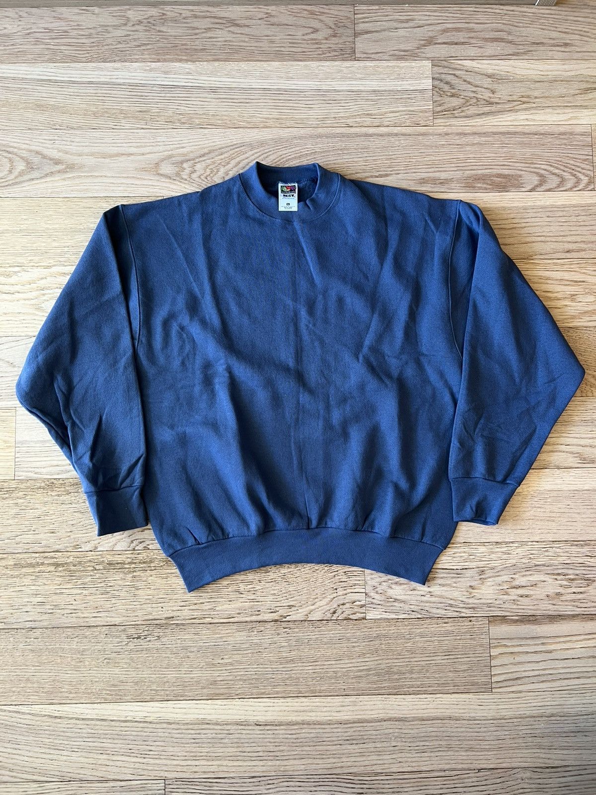 Vintage Vintage 90s Pastel Blank Crew Sweatshirt Fruit Of The Loom Size US L / EU 52-54 / 3 - 1 Thumbnail