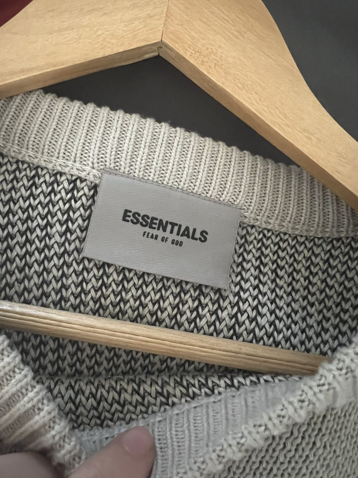 Fear of God Fear of god essentials knit sweater moss small Size US S / EU 44-46 / 1 - 3 Thumbnail