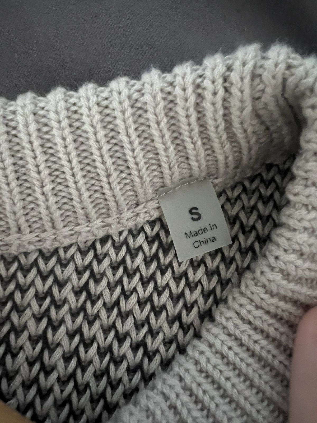 Fear of God Fear of god essentials knit sweater moss small Size US S / EU 44-46 / 1 - 5 Thumbnail