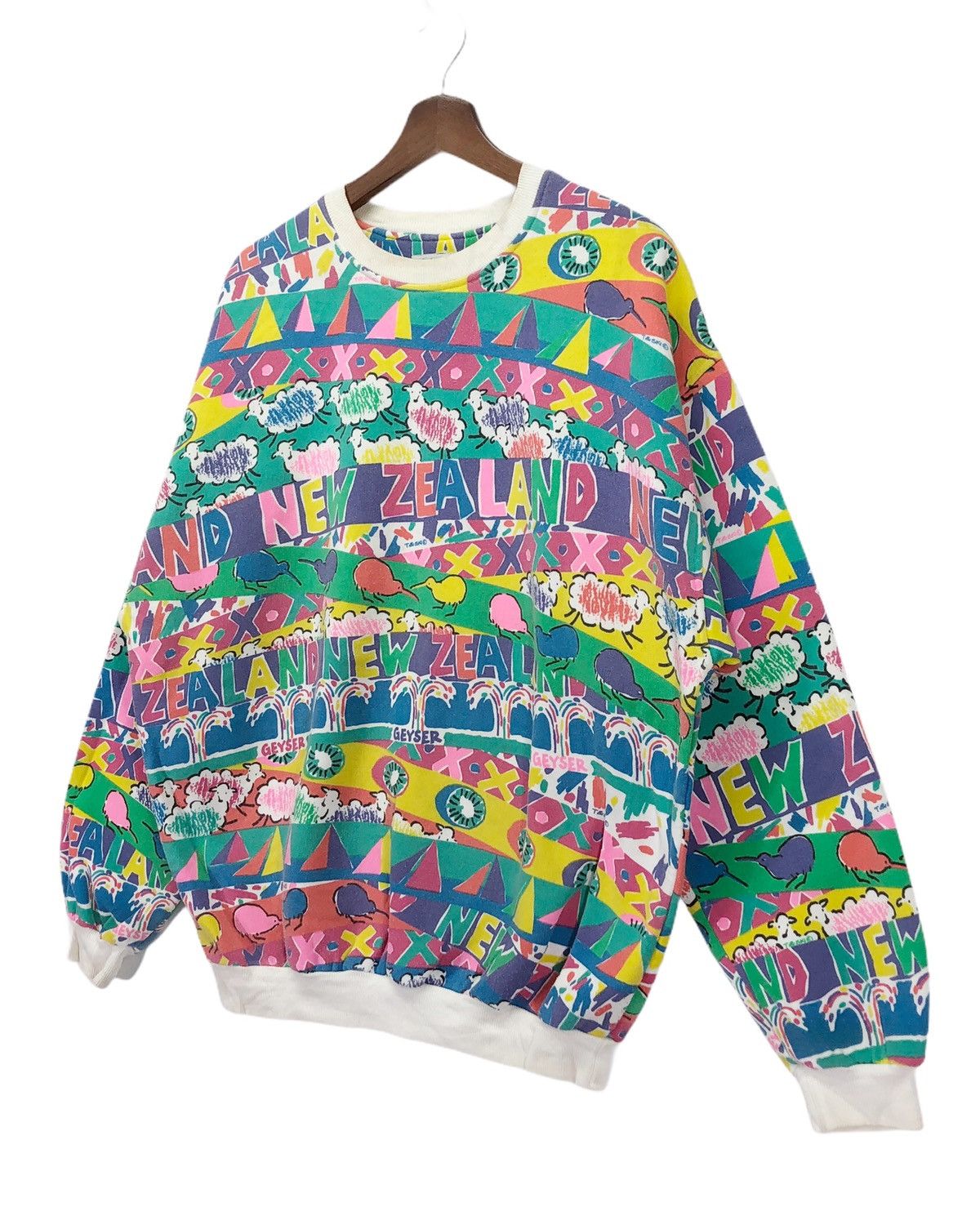 Designer × Vintage Vintage New Zealand Activewear Full Print Crewneck Size US M / EU 48-50 / 2 - 2 Thumbnail