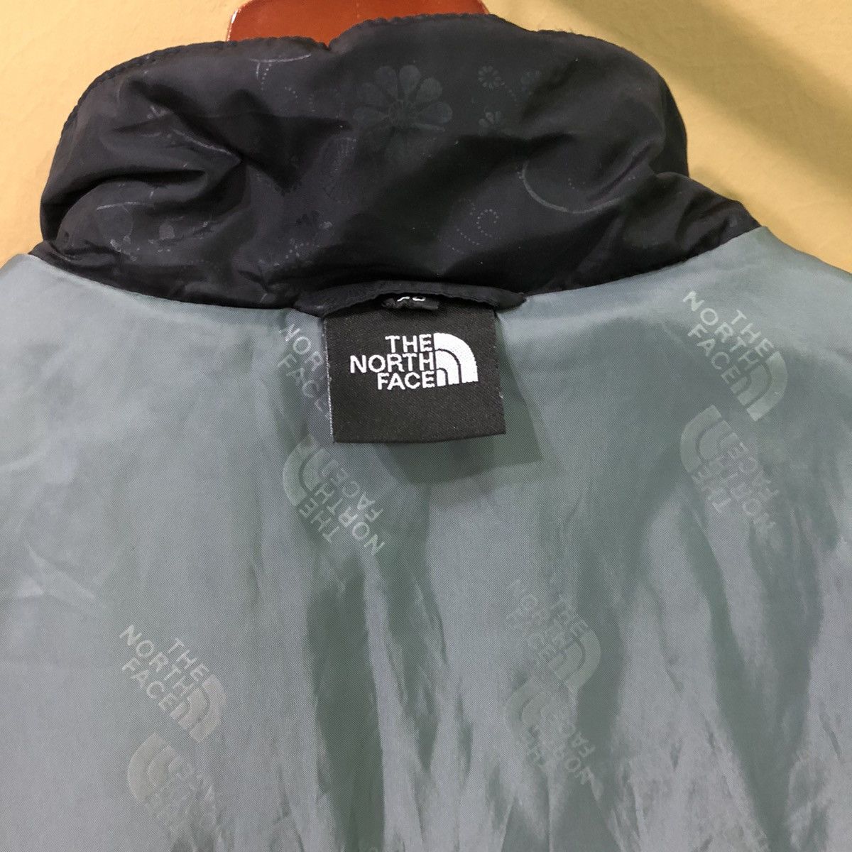 The North Face Riversible Light Jacket