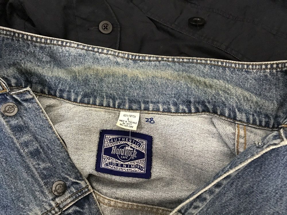 Hard Rock Cafe Vintage Hard Rock Cafe Hollywood Embroidery Denim Size US L / EU 52-54 / 3 - 7 Thumbnail