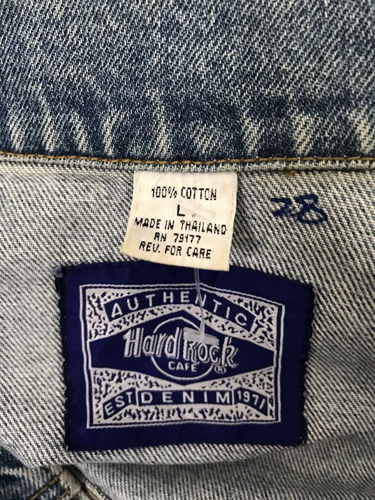 Hard Rock Cafe Vintage Hard Rock Cafe Hollywood Embroidery Denim Size US L / EU 52-54 / 3 - 8 Thumbnail