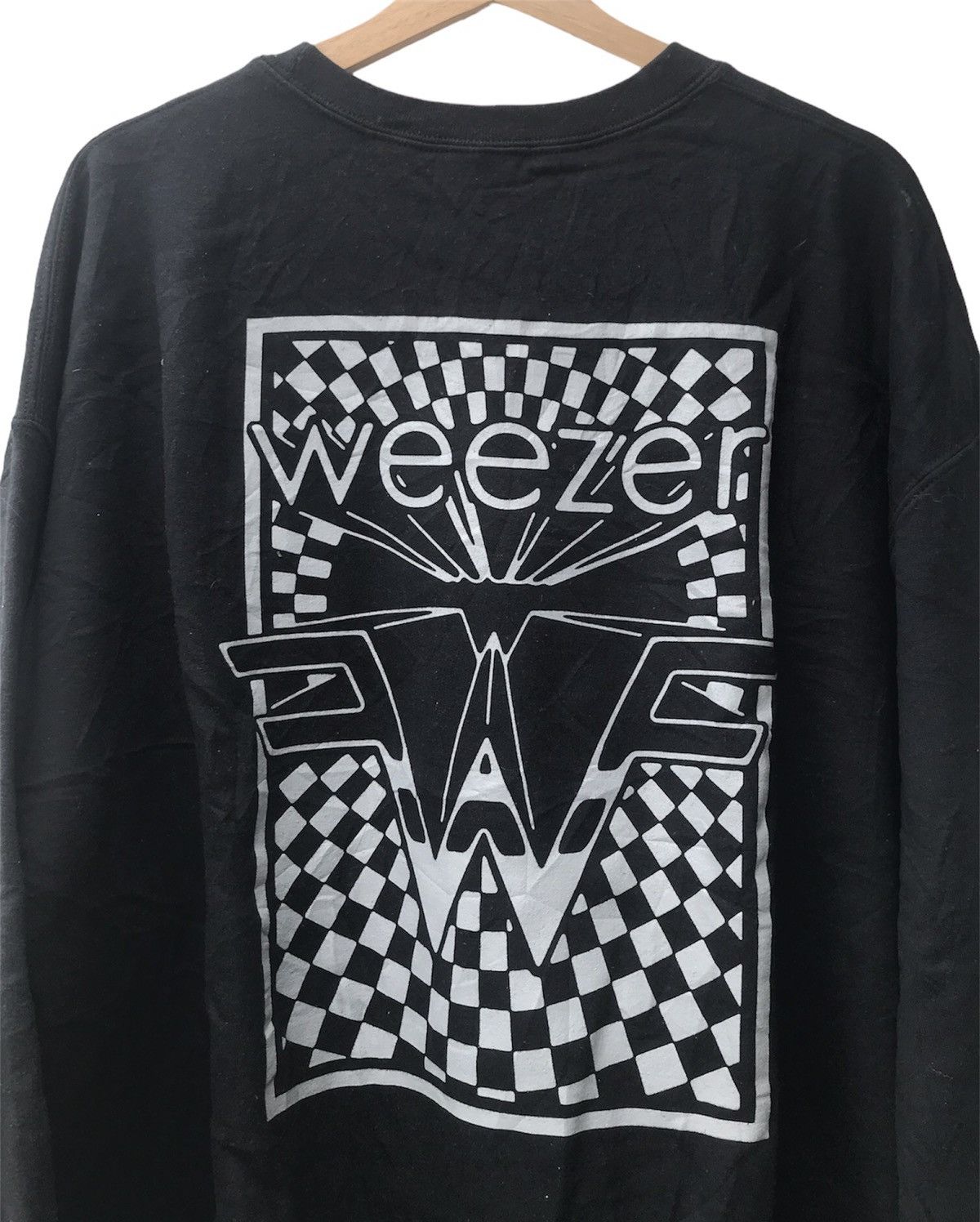 Band Tees Weezer Flying W Sweatshirt Size US XL / EU 56 / 4 - 4 Thumbnail