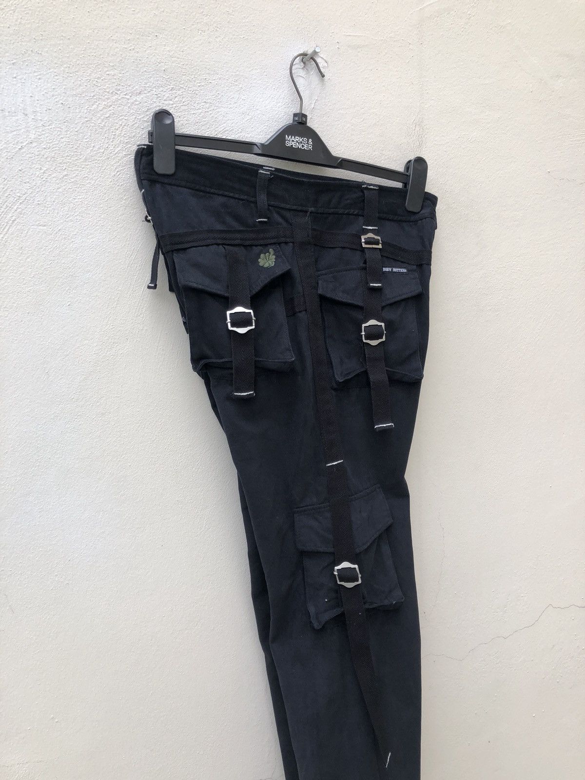 Japanese Brand Body Butter Japan Cargo Parachute Trouser Pant Size US 30 / EU 46 - 13 Thumbnail