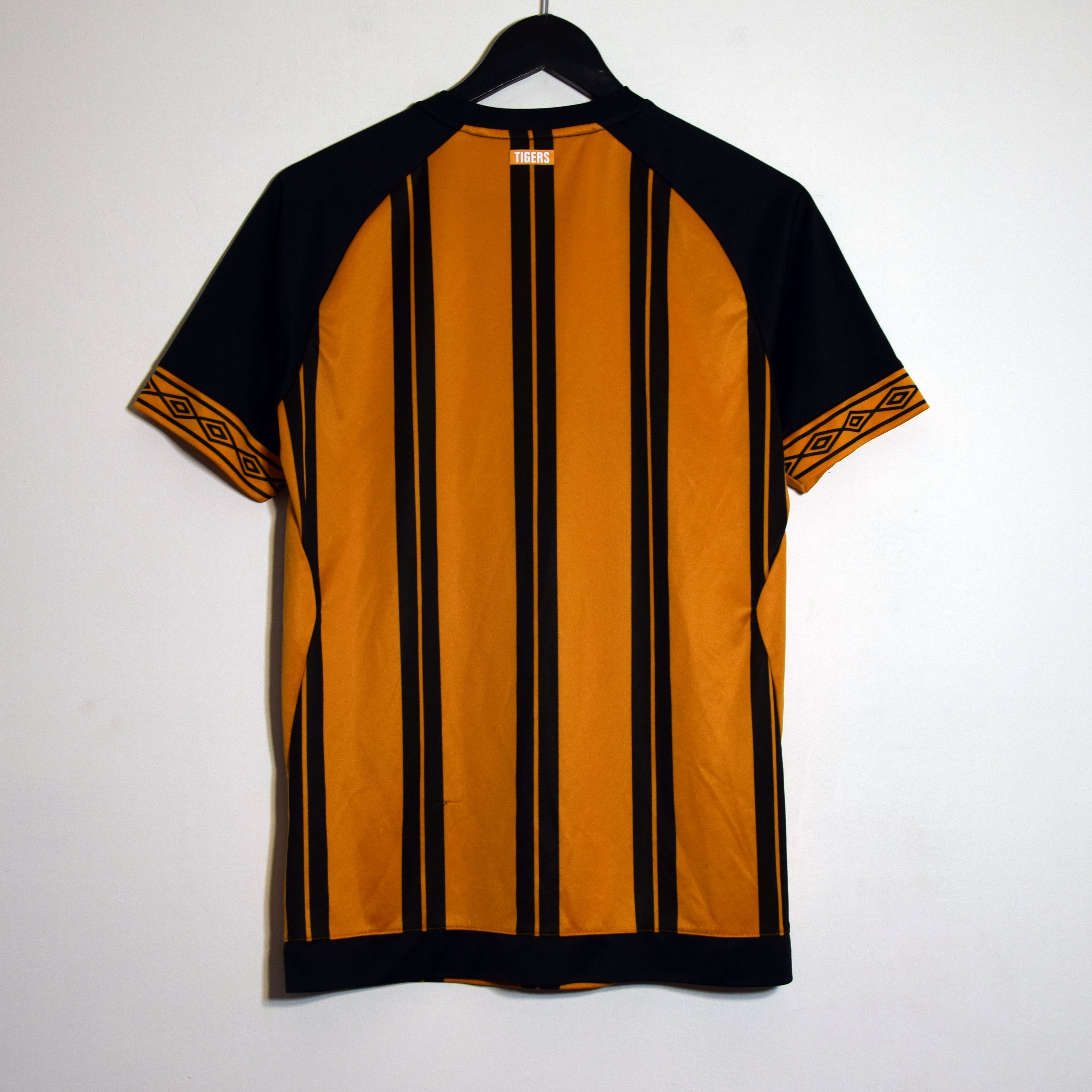 Umbro 2017/18 Home Hull City AFC Umbro T-shirt S Size US S / EU 44-46 / 1 - 3 Thumbnail