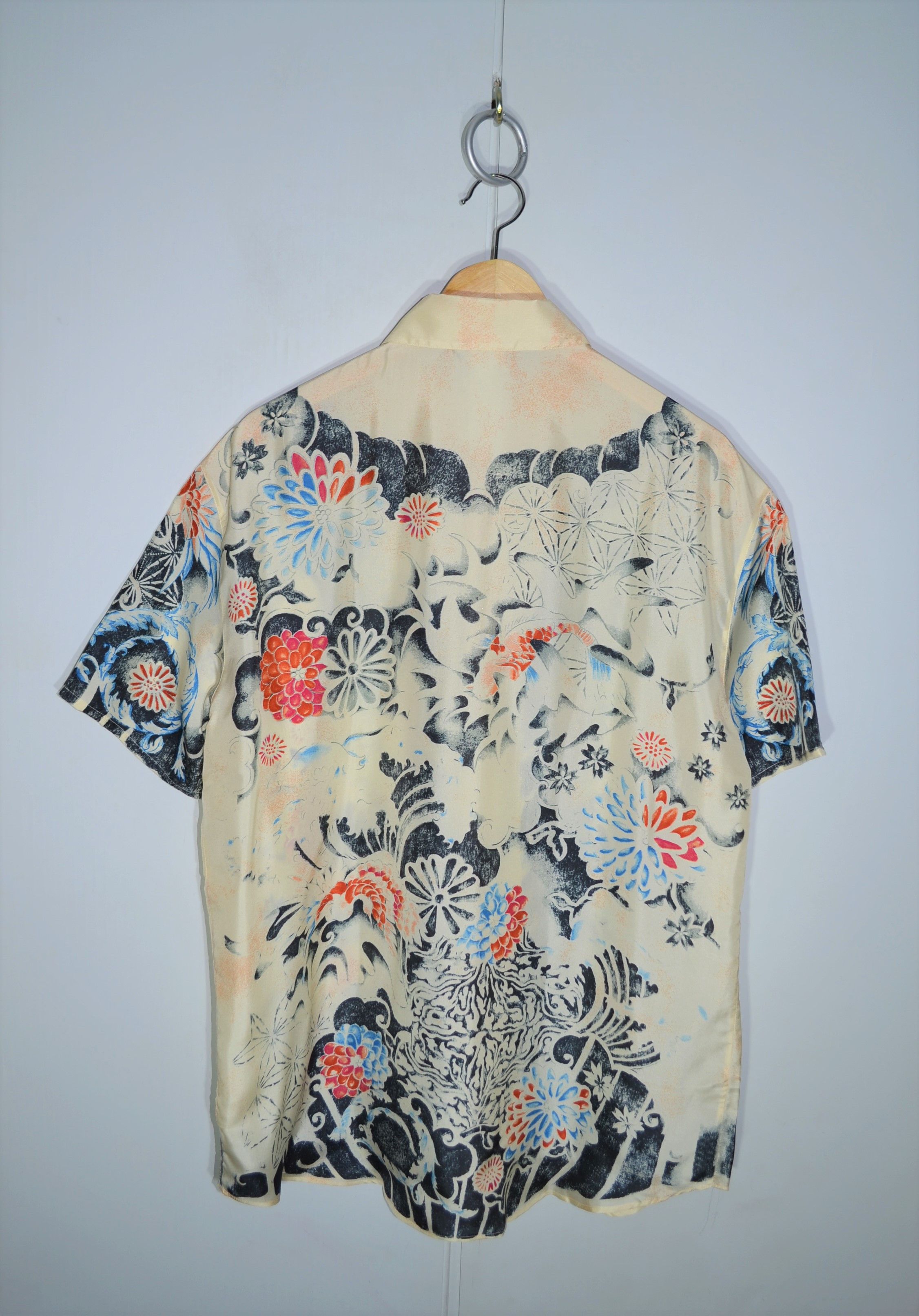 Versace Gianni Versace 1990s Silk Shirt 54 Carp Japan Yakudza Tattoo Size US L / EU 52-54 / 3 - 6 Thumbnail