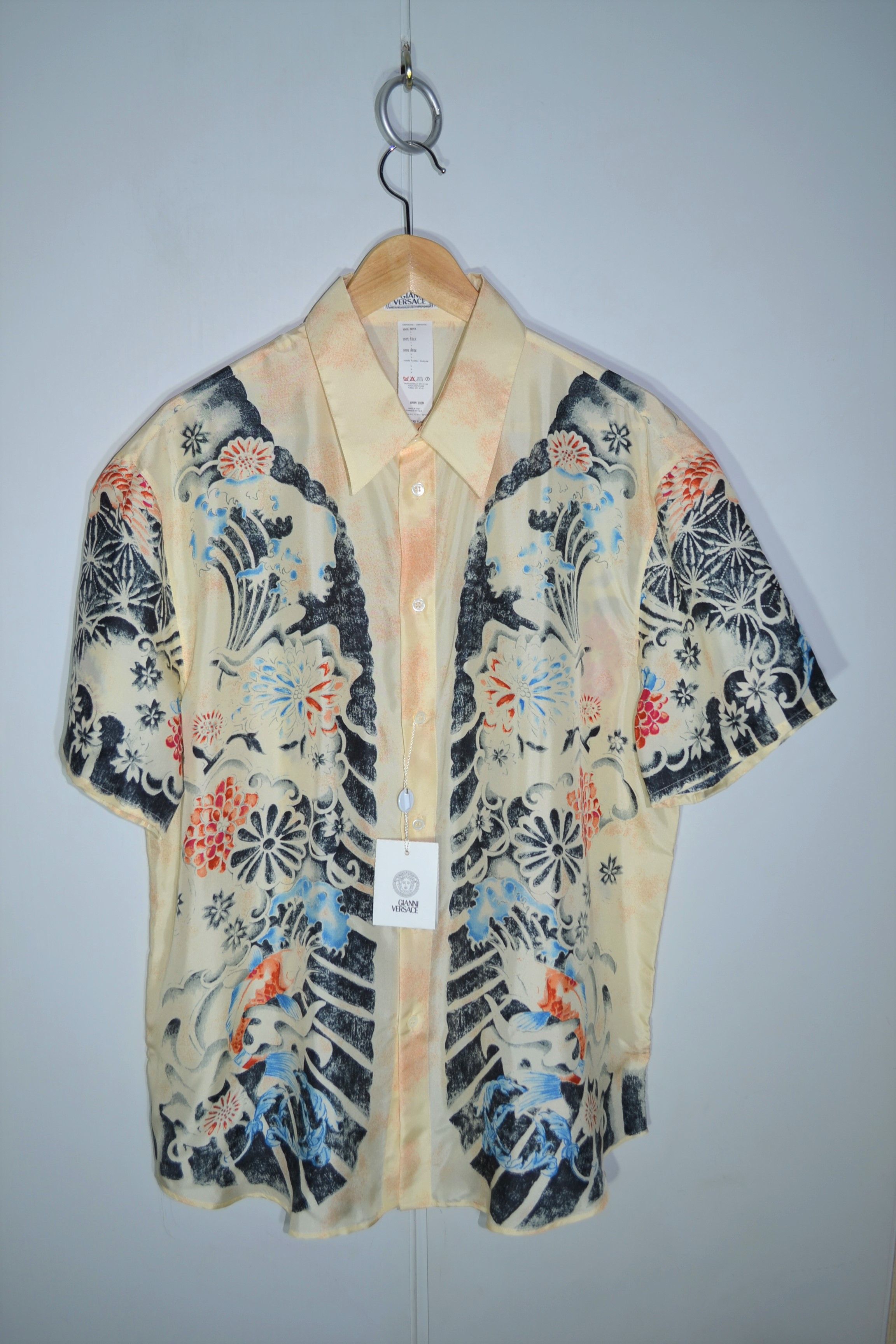 Versace Gianni Versace 1990s Silk Shirt 54 Carp Japan Yakudza Tattoo Size US L / EU 52-54 / 3 - 2 Thumbnail