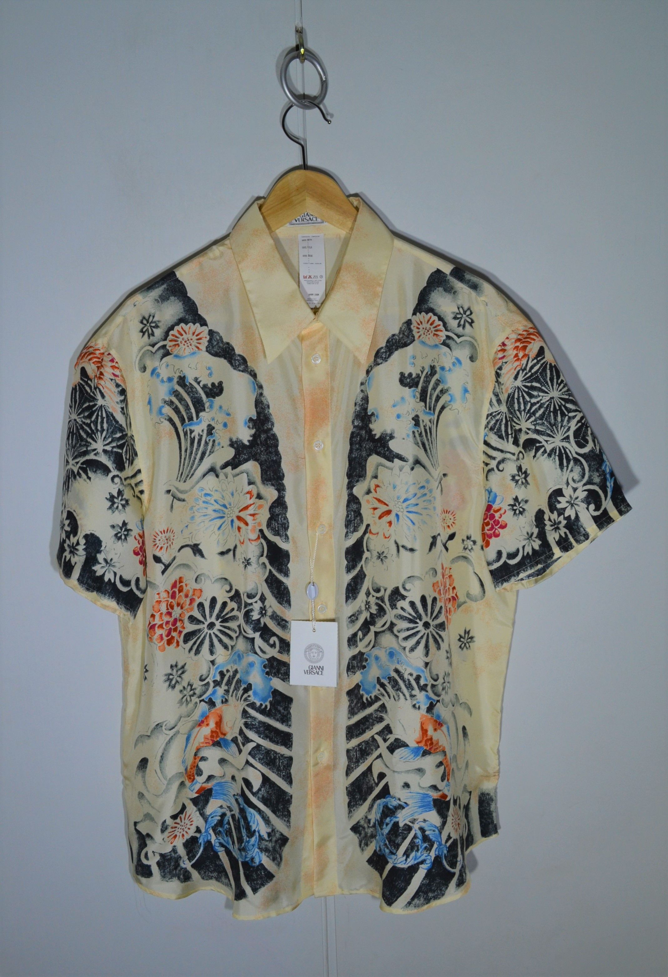 Versace Gianni Versace 1990s Silk Shirt 54 Carp Japan Yakudza Tattoo Size US L / EU 52-54 / 3 - 3 Thumbnail