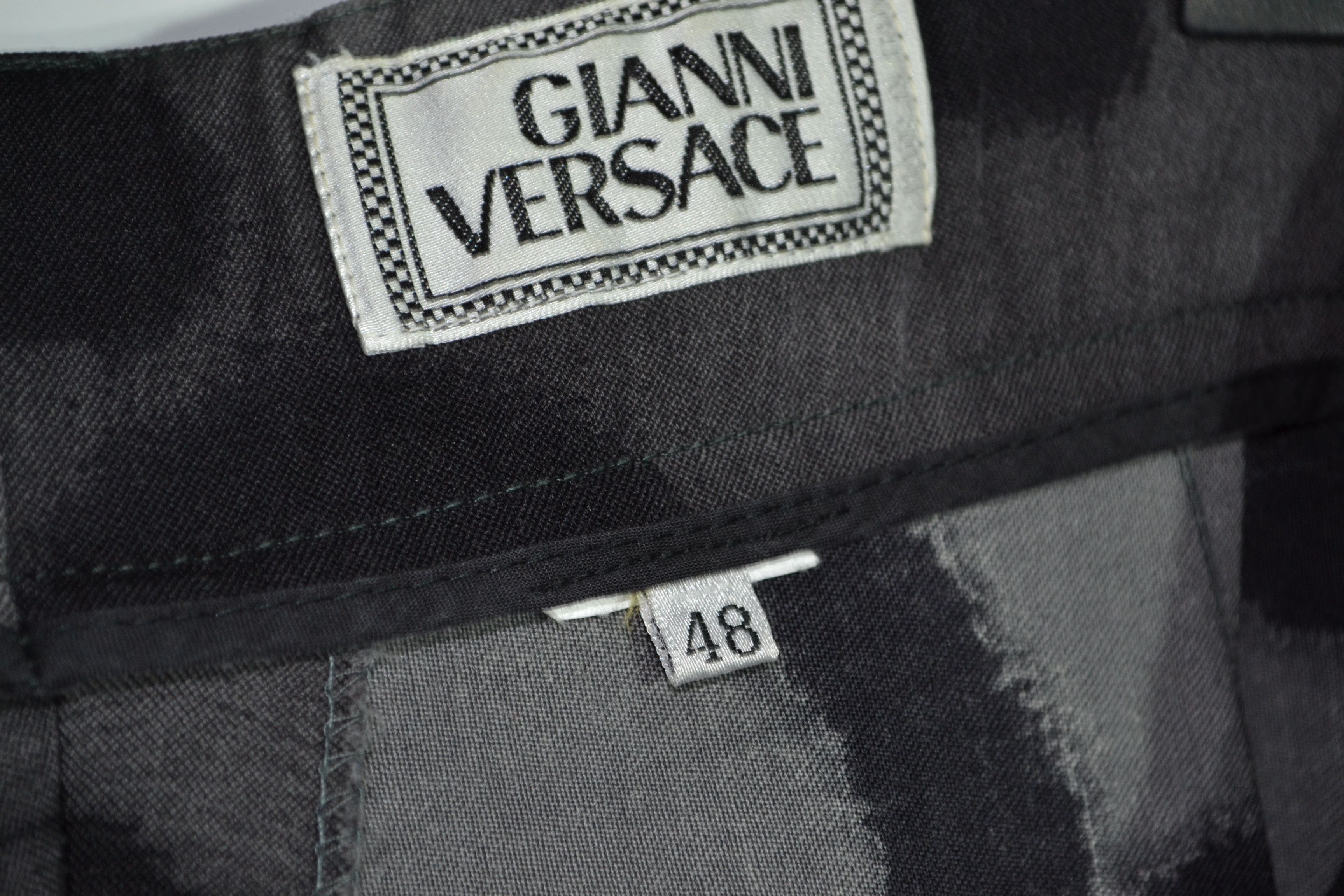 Versace Gianni Versace Vintage 48 90s Camo Wool Trousers Pants Size US 32 / EU 48 - 9 Thumbnail