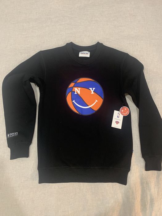 N€W York Knicks Varsity Crewneck Sweatshirt