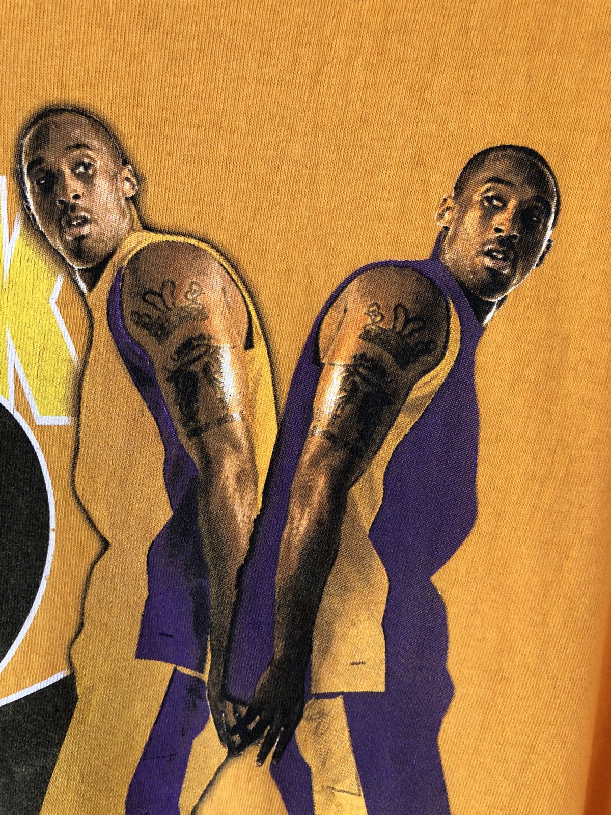 NBA Vintage KOBE BRYANT The Finals 2010 NBA Tee Size US L / EU 52-54 / 3 - 4 Thumbnail