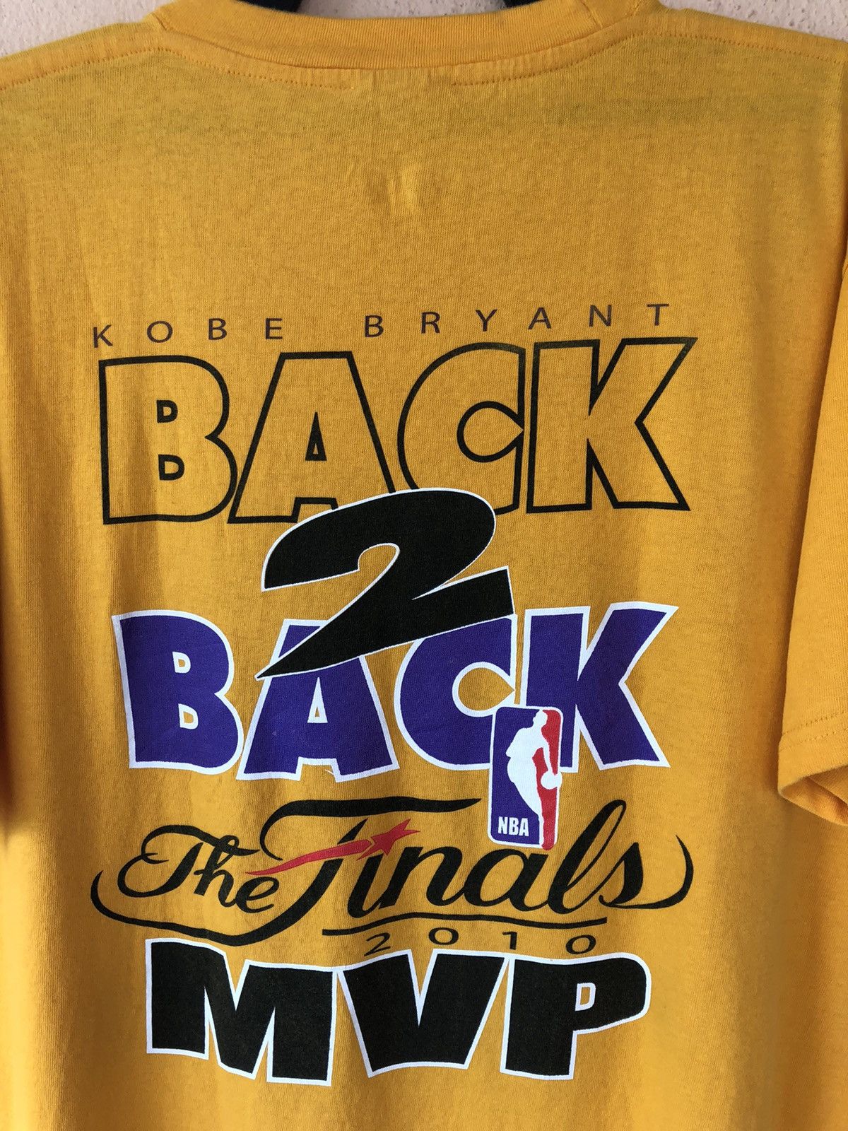 NBA Vintage KOBE BRYANT The Finals 2010 NBA Tee Size US L / EU 52-54 / 3 - 7 Thumbnail
