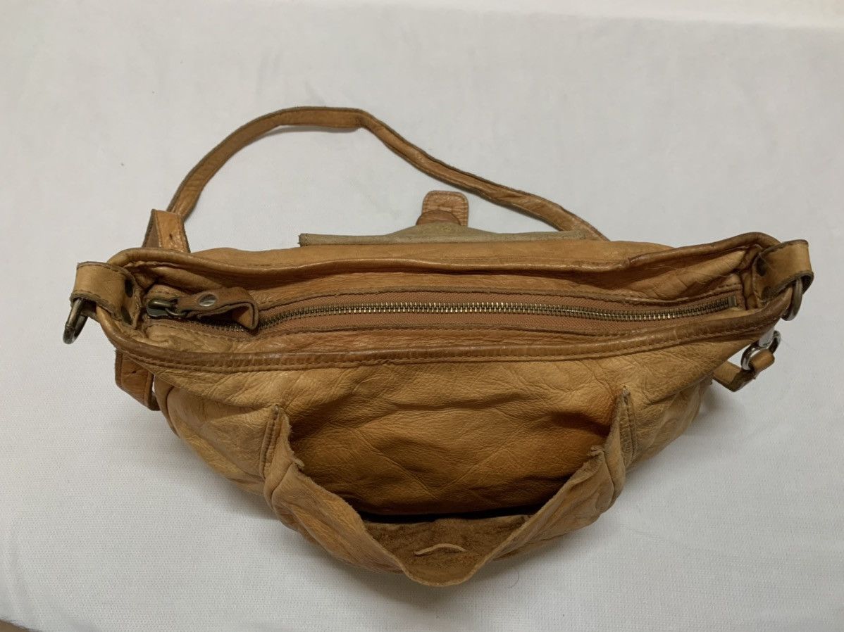 Genuine Leather One’s Heart Leather bag - sling bag Size ONE SIZE - 11 Thumbnail