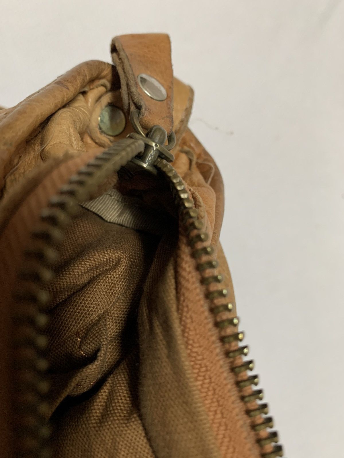 Genuine Leather One’s Heart Leather bag - sling bag Size ONE SIZE - 10 Thumbnail