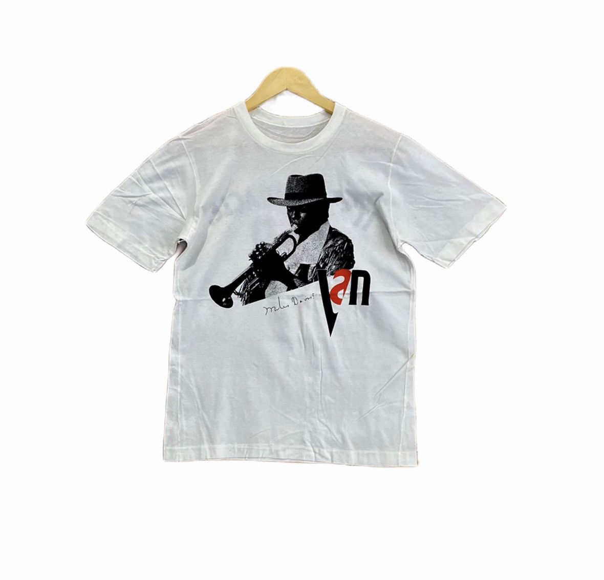 Band Tees vintage 90s miles davis rap tees album tour blues t-shirts Size US M / EU 48-50 / 2 - 1 Thumbnail