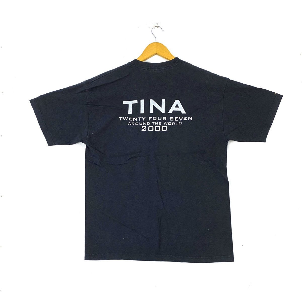 Band Tees vintage 1999 tina turner twenty four seven tour t-shirts Size US XL / EU 56 / 4 - 2 Thumbnail