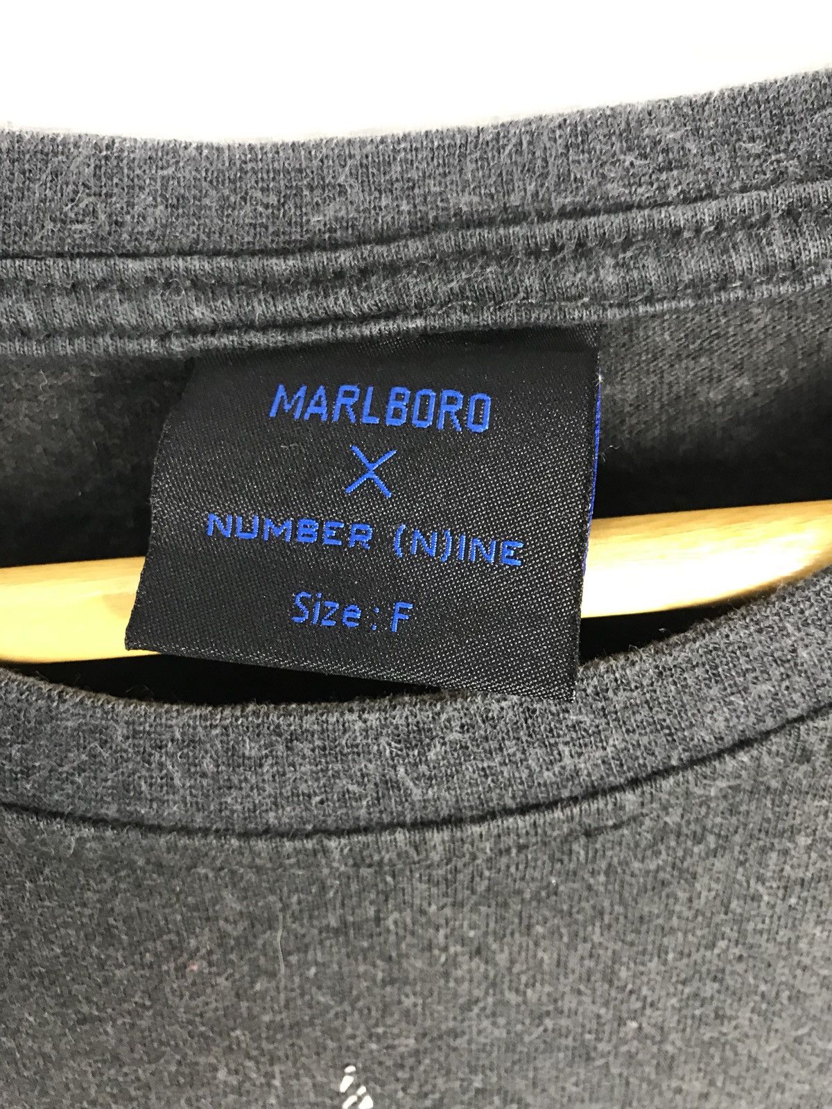 Marlboro vintage number (n)ine x malboro big logo t-shirts Size US M / EU 48-50 / 2 - 5 Thumbnail