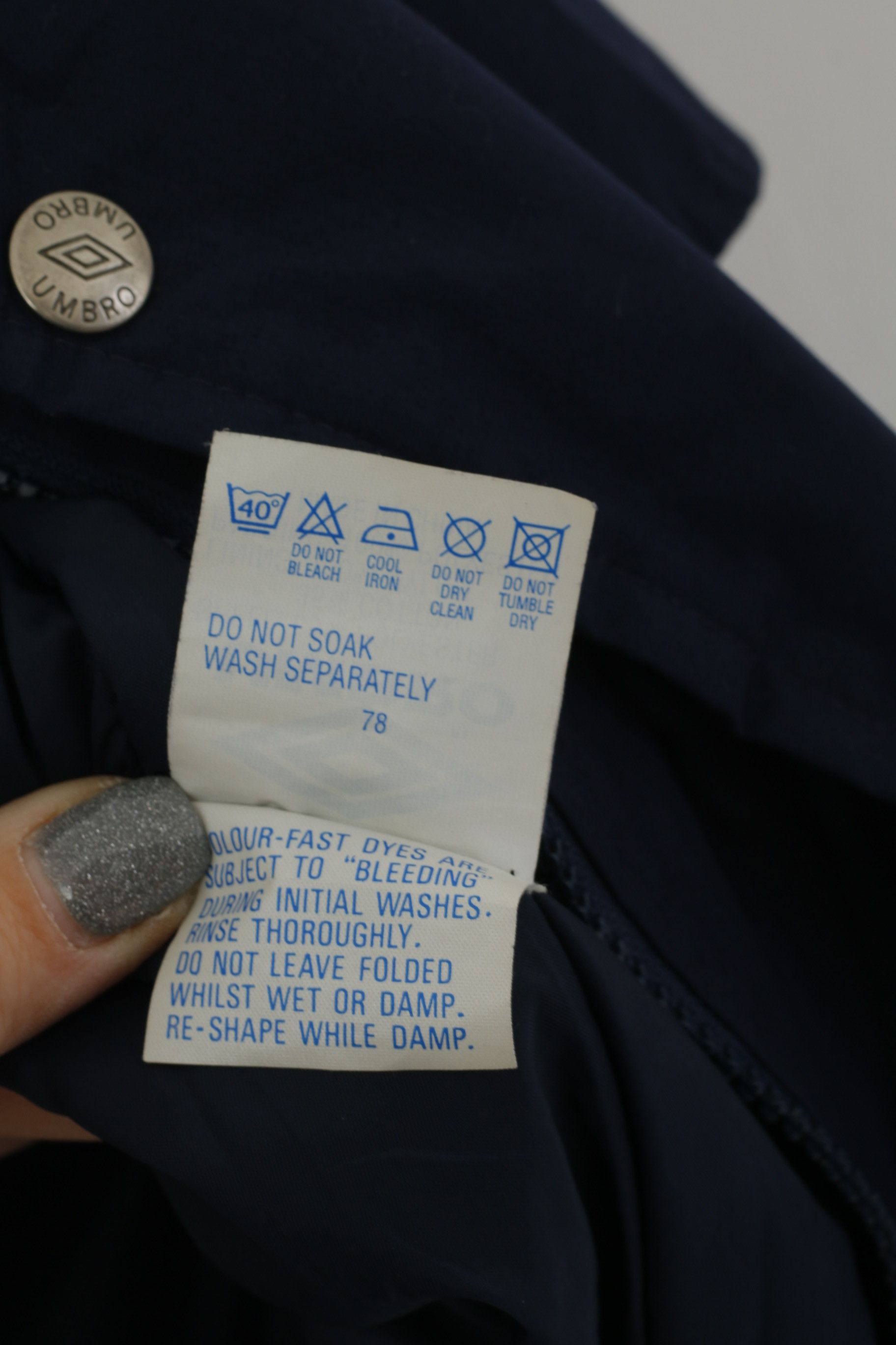 Umbro Umbro Men XL Coat Navy Vintage Oversize Full Zipper 3984 Size US XL / EU 56 / 4 - 8 Thumbnail