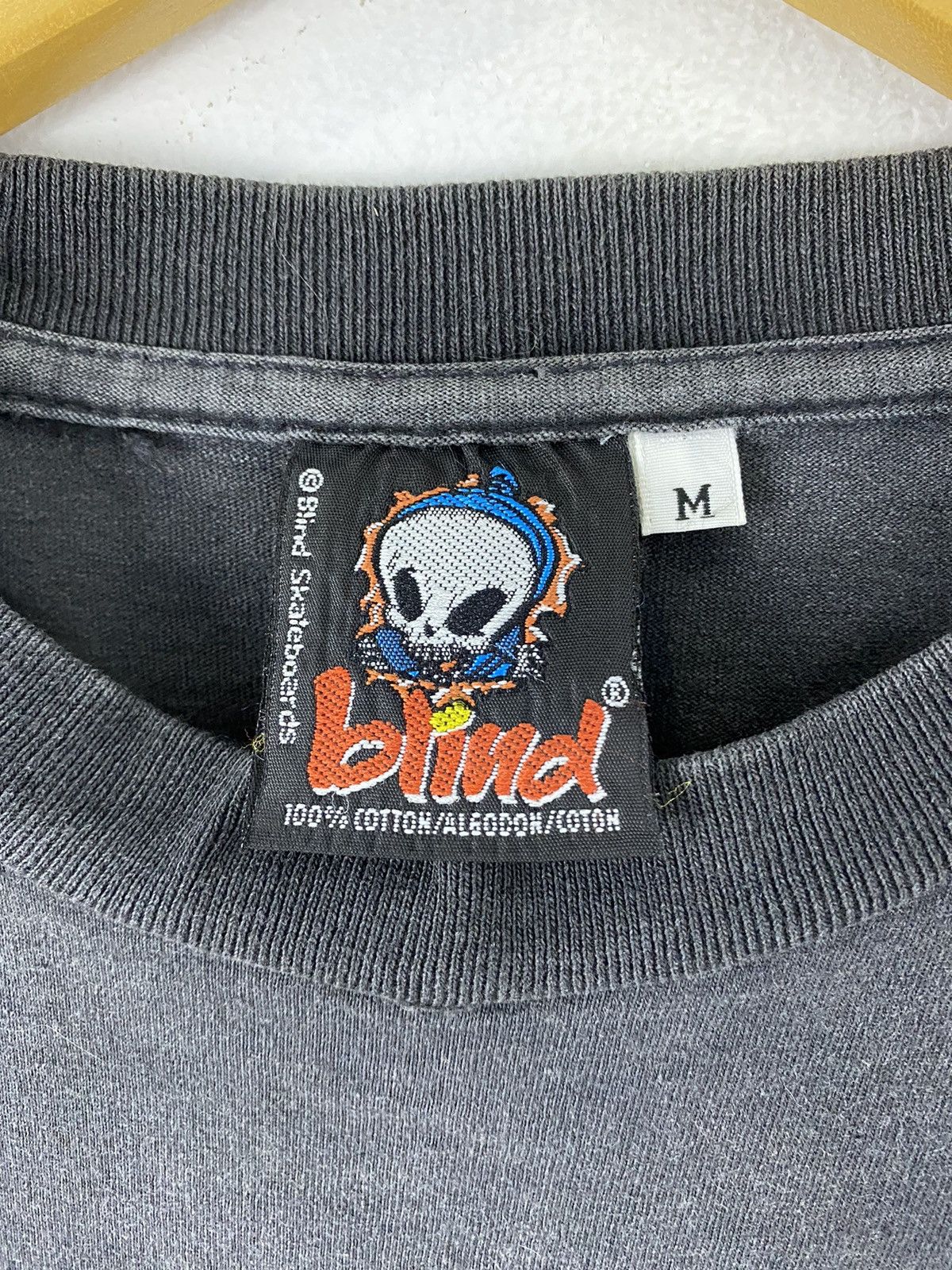 Powell Peralta vintage 90s BLIND SKATEBOARD rare design big logo t-shirts Size US M / EU 48-50 / 2 - 5 Thumbnail