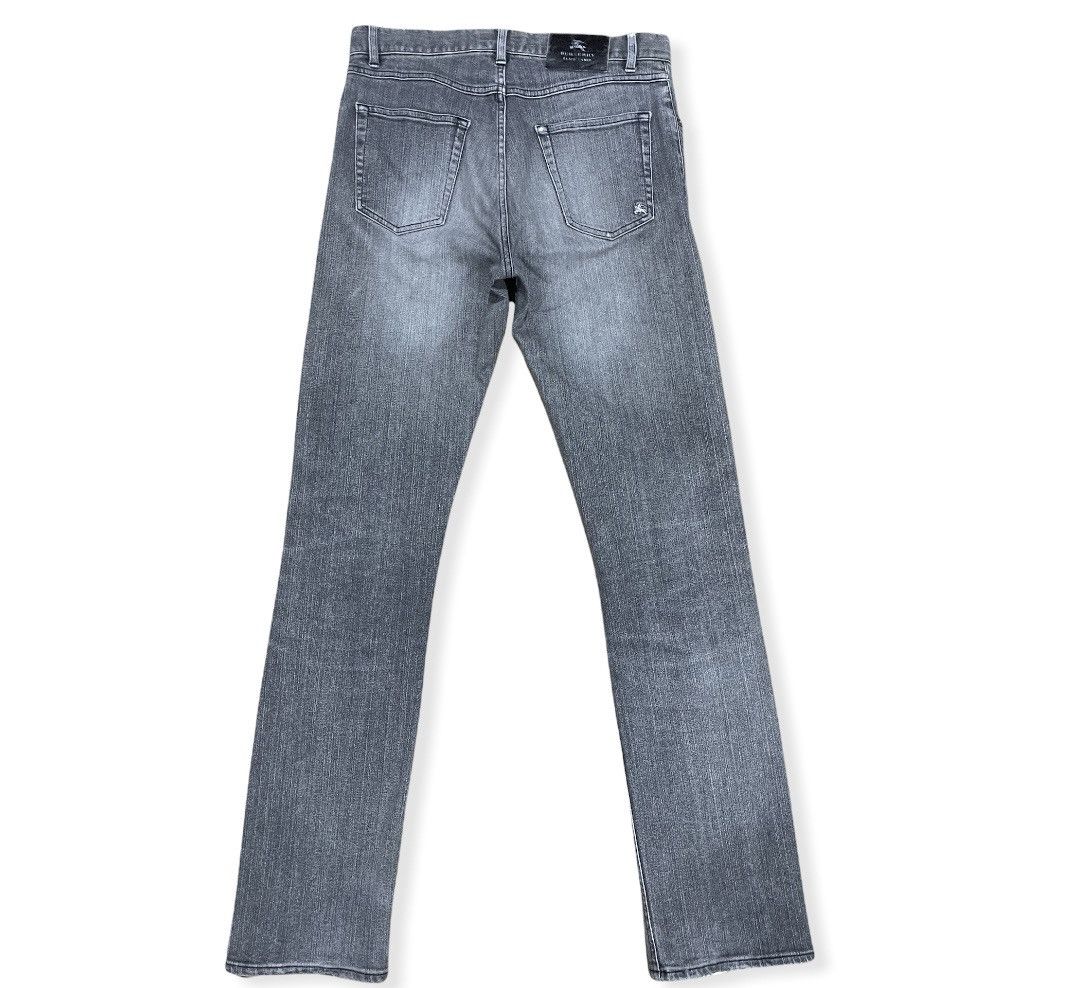 Burberry Distressed Burberry Black Label Thrashed Inner Pocket Jeans Size US 31 - 2 Thumbnail
