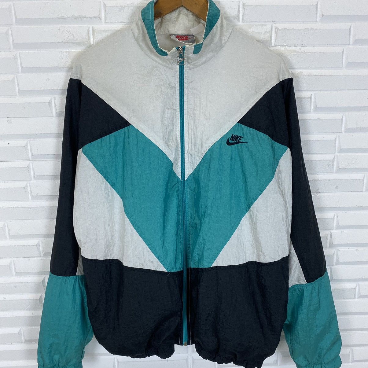 Nike × Vintage VINTAGE 90s NIKE ZIPPER JACKET Size US L / EU 52-54 / 3 - 5 Thumbnail