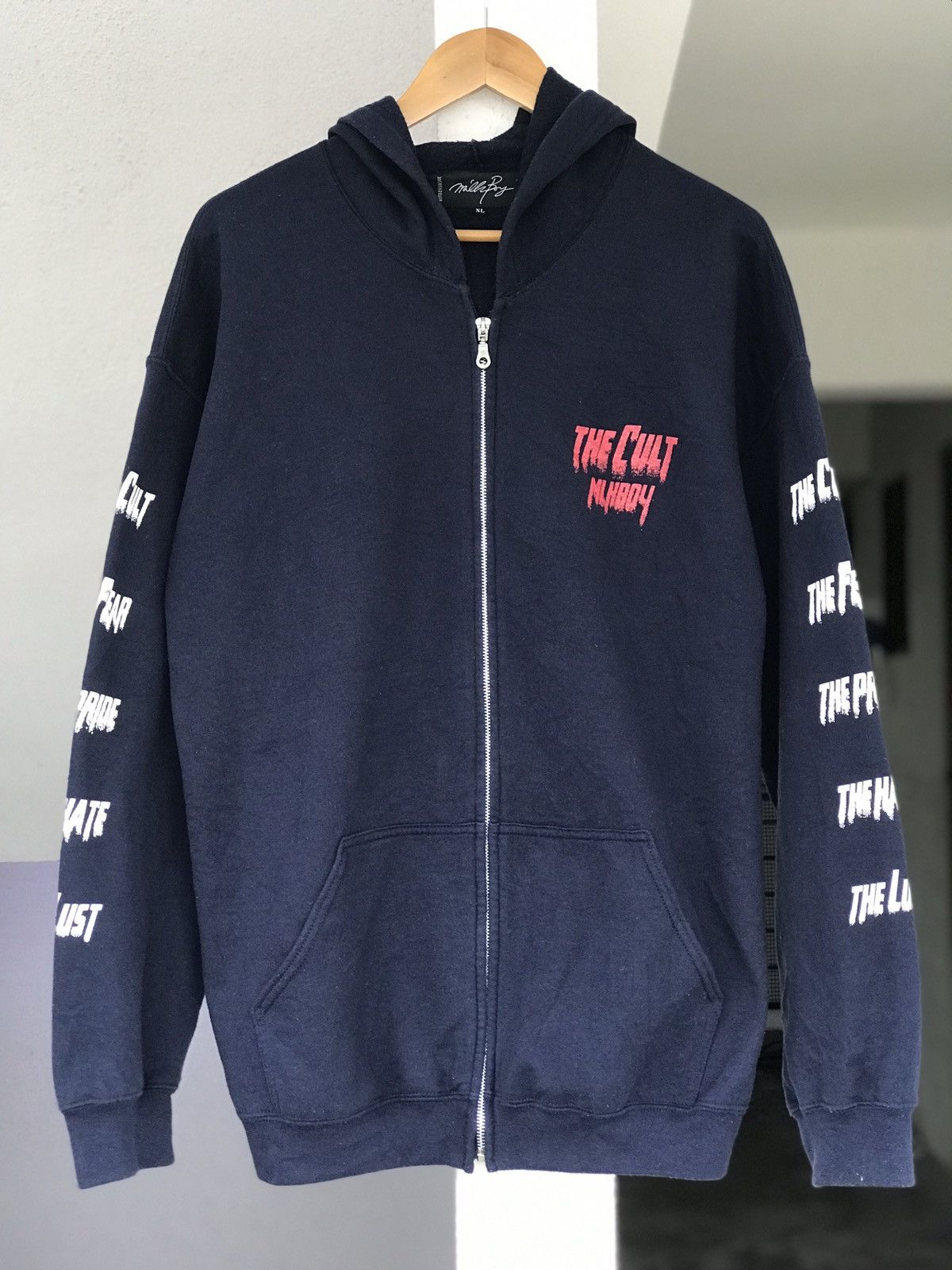 20471120 × Beauty Beast !!AC2017 THE CULT MILKBOY HOODIE Size US L / EU 52-54 / 3 - 1 Thumbnail