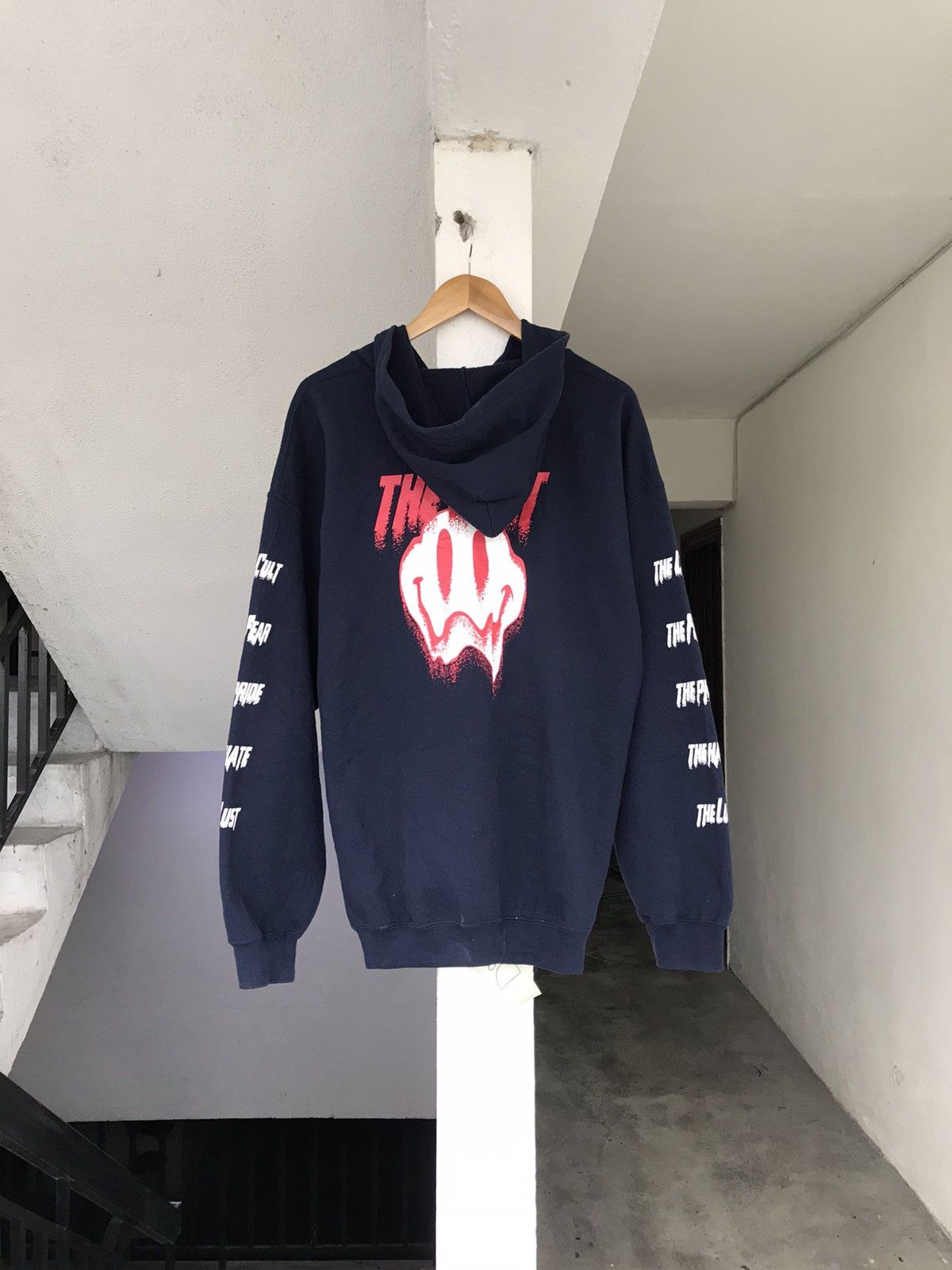 20471120 × Beauty Beast !!AC2017 THE CULT MILKBOY HOODIE Size US L / EU 52-54 / 3 - 9 Thumbnail
