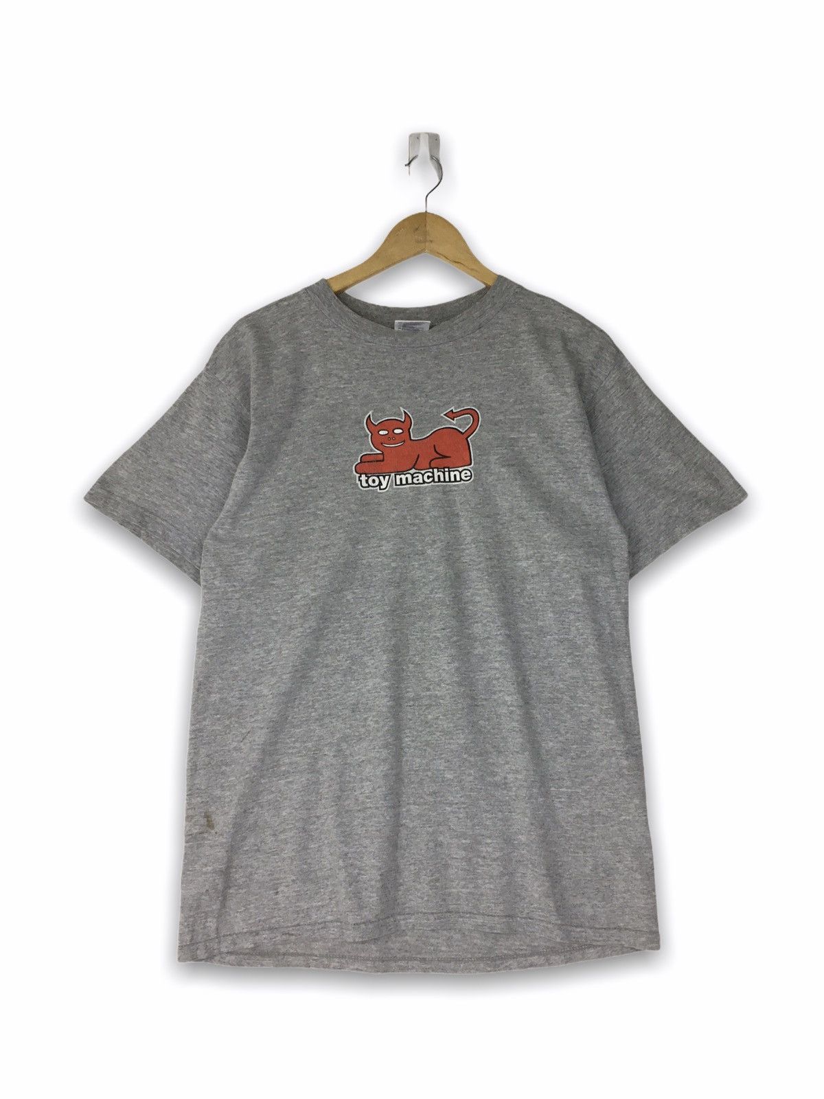 Vintage design Toy Machine skateboard brand Tshirt