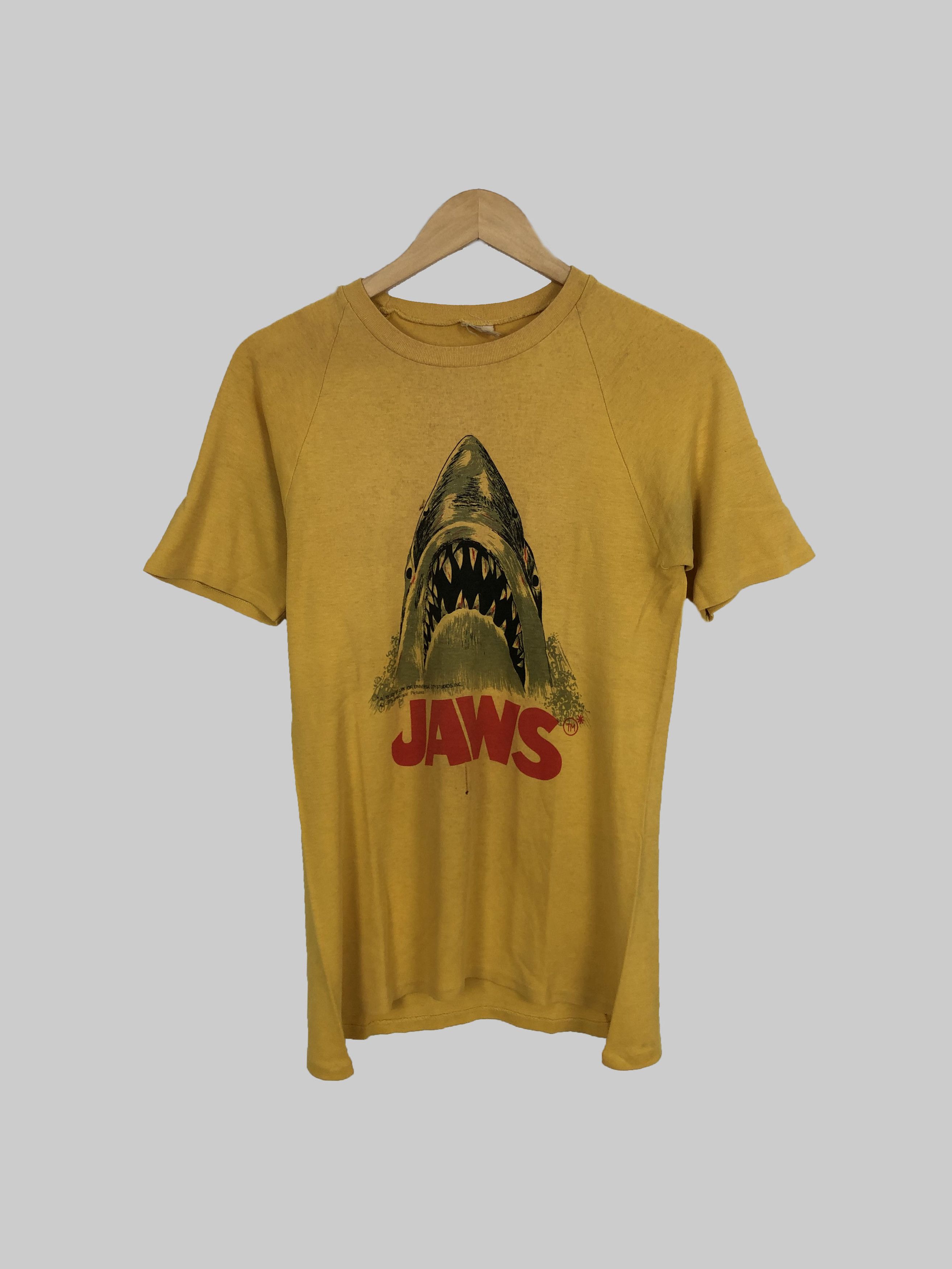 Universal Studios Vintage 1975 Jaws (Indiana Jones Jurassic Park Star Wars) Size US S / EU 44-46 / 1 - 1 Thumbnail
