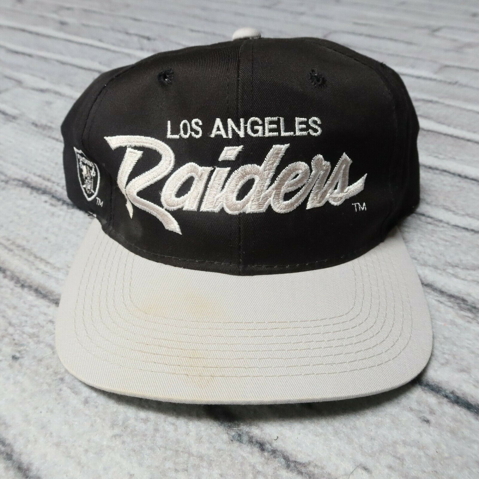 Sports Specialties Vintage 90s Los Angeles Raiders Snapback Hat