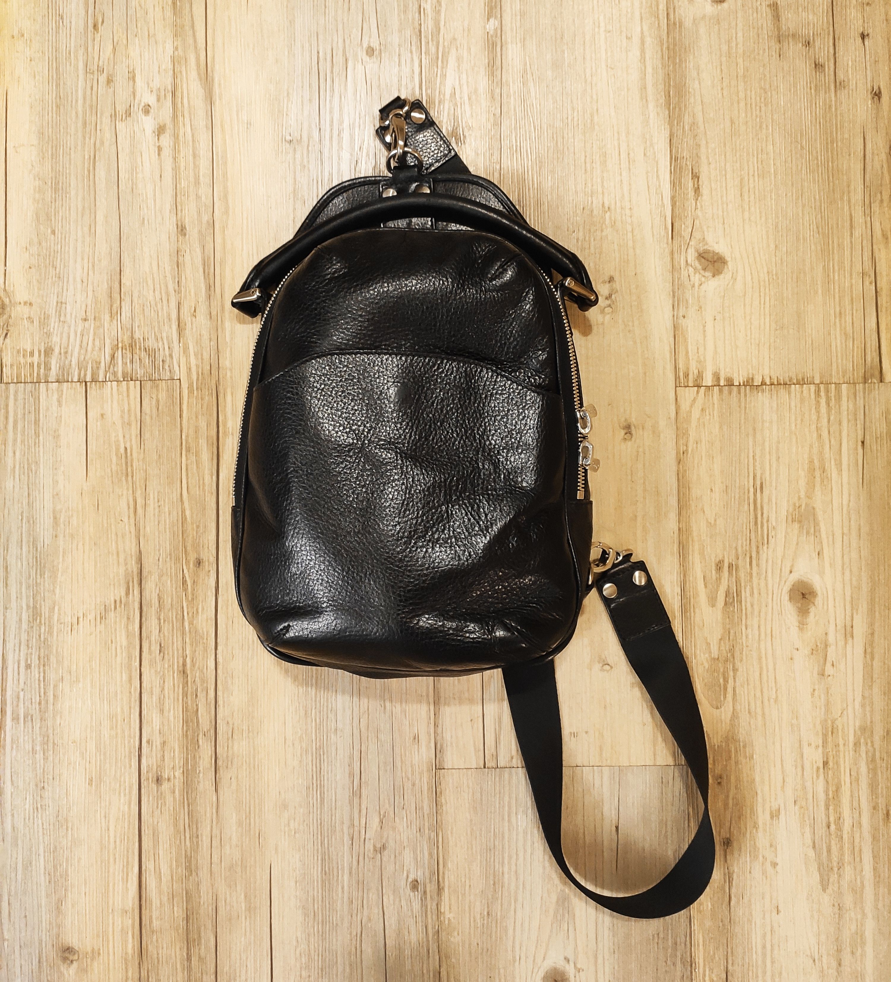 RoccoP Single strap leather backpack.Like Goyard or Hermes Size ONE SIZE - 1 Thumbnail