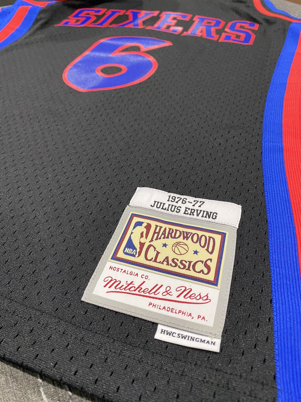 Mitchell & Ness Julius Erving - 76ers ‘76-‘77 Jersey + SnapBack Size US M / EU 48-50 / 2 - 2 Thumbnail