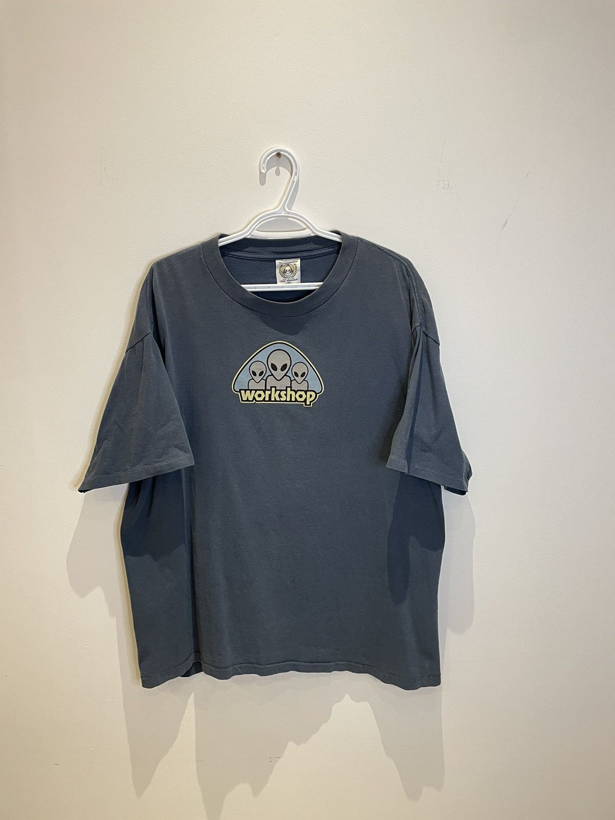 Vintage 90s Single Stitch Alien Workshop tee