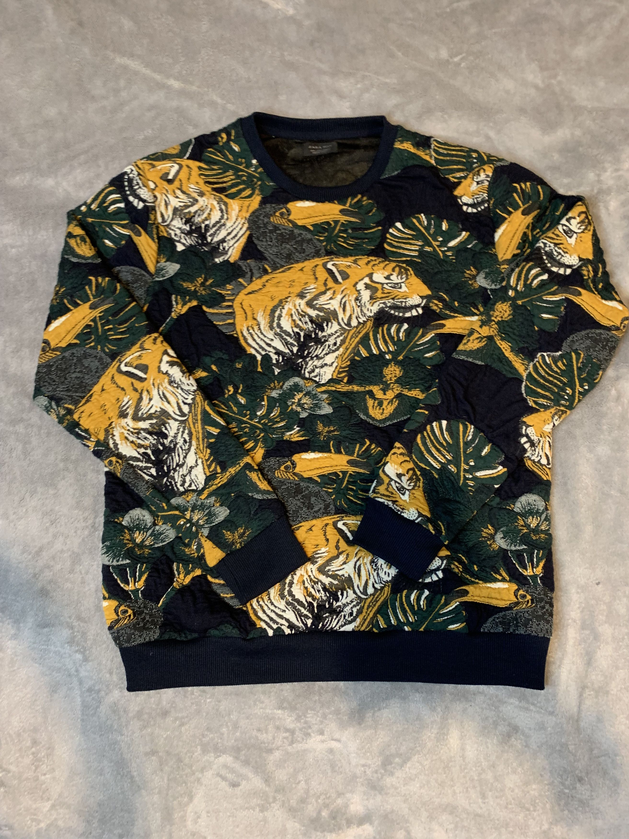 Zara tiger sweatshirt sale