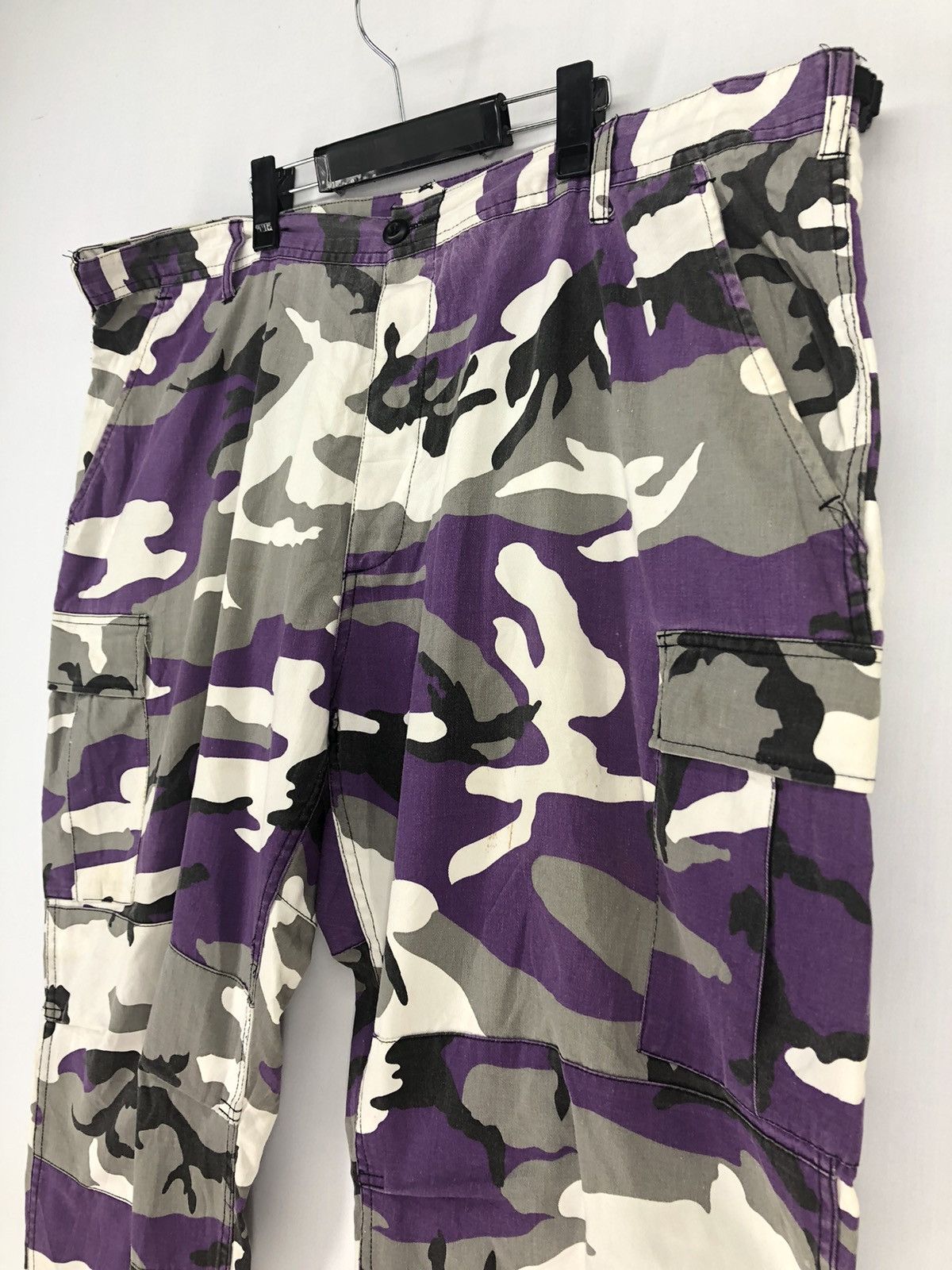 Hunter BIG SIZE 44! MILITARY PURPLE CAMO BAGGY CARGO PANTS Size US 44 / EU 60 - 5 Thumbnail
