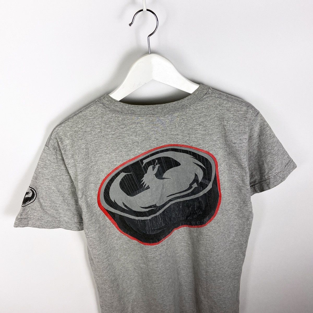 Santa Cruz Skateboards Vintage 90s Dragon Skateboarding Big Logo tee size M Sk8 Size US M / EU 48-50 / 2 - 2 Thumbnail