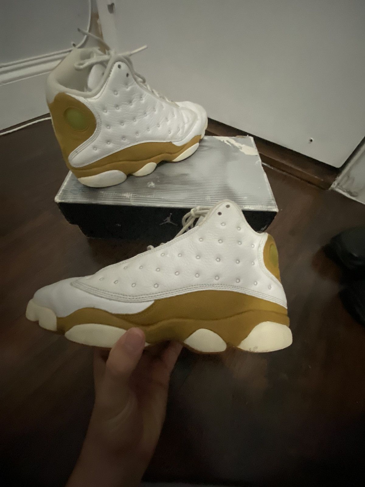 Jordan Brand Air Jordan 13 Retro Wheat 2004 Size US 8.5 / EU 41-42 - 2 Thumbnail